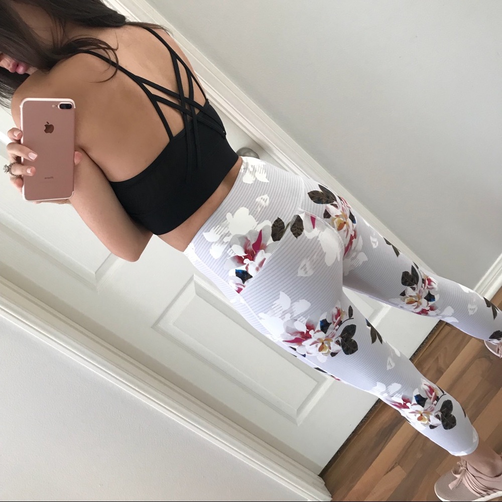 NOT AVAILABLEEE - Picture 2 of 6